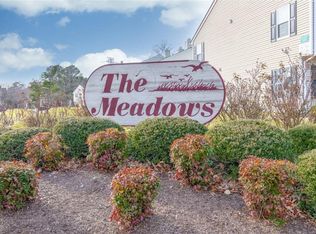 3326 Clover Meadows Dr, Chesapeake, VA 23321