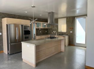 116 E Yanonali St APT E2, Santa Barbara, CA 93101