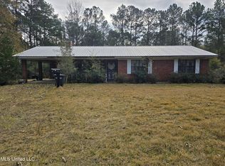46 Matilda Ln, Newhebron, MS 39140