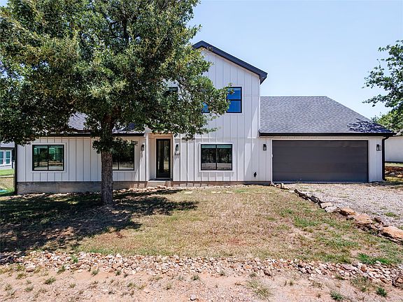 4th image of 660 Oak Point Dr