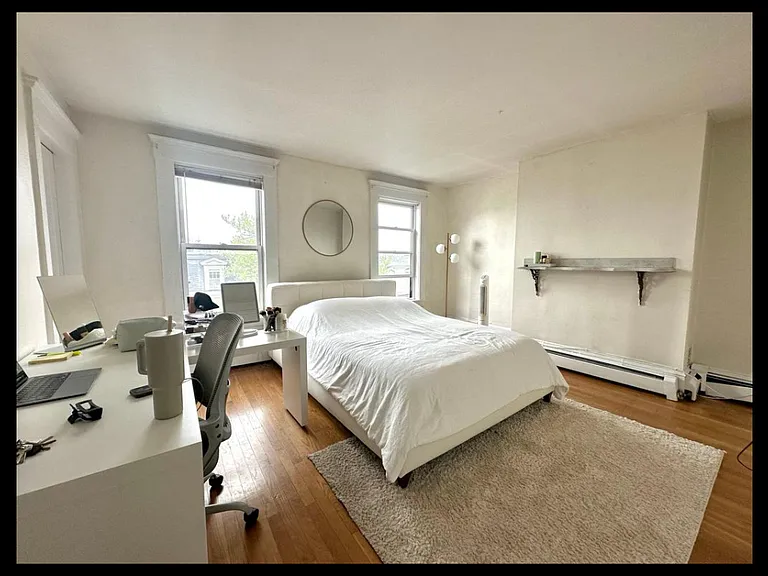 276 Bunker Hill St #3 — Photo 7