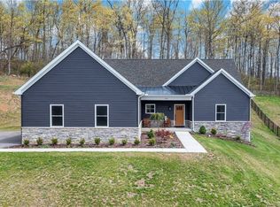 300 Timberline Dr N, Washington, PA 15301