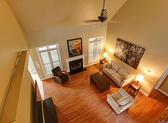 4th image of 5107 Summerell Ave