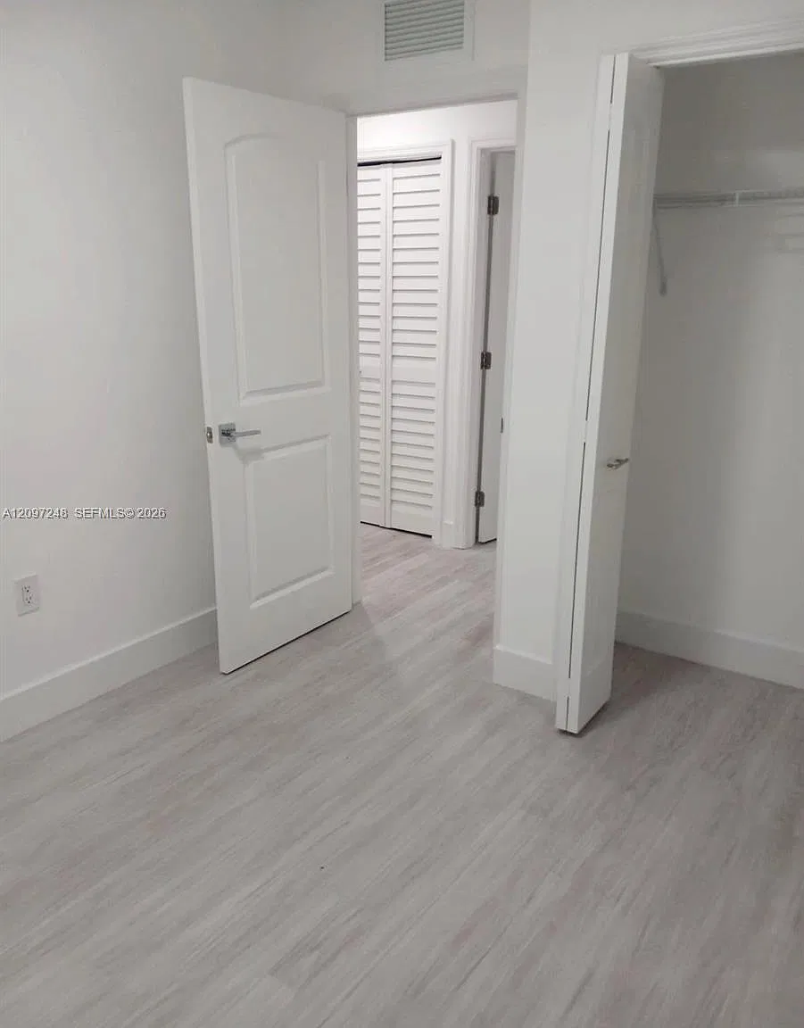 3 bed, 1200 sqft, $2,600 — Photo 3