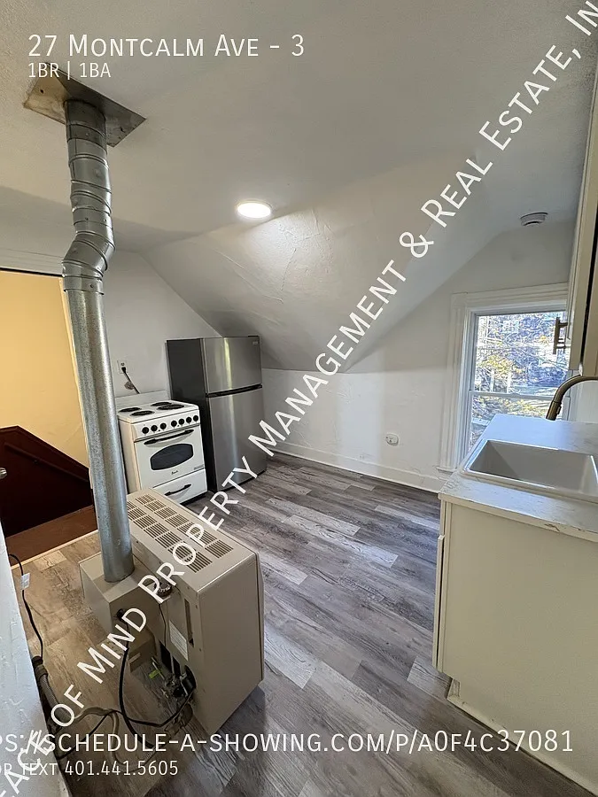 Building Photo - 27 Montcalm St #3
