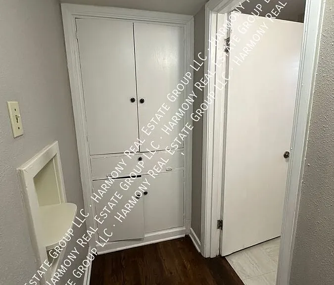 5216 McCarty Ln #3 — Photo 7