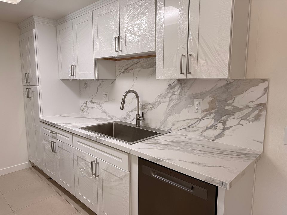 1st image of 218 Woodland Pkwy Unit 146