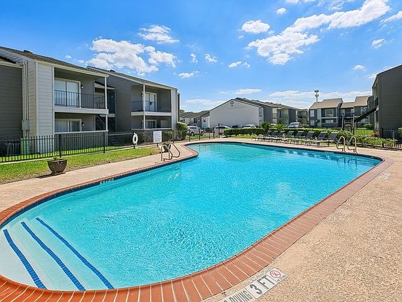 5th image of 695 Normandy St APT 056