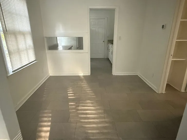 903 Melson Ave — Photo 3