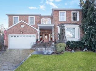 1680 Lake Ave, Merrick, NY 11566