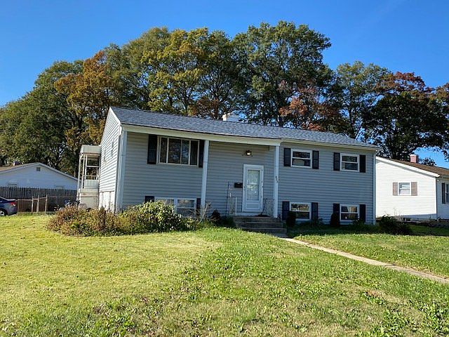 2nd image of 422 Carrollwood Rd