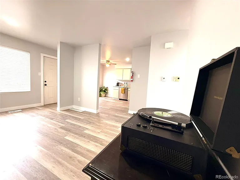 531 S Angus Ave #11 — Photo 11