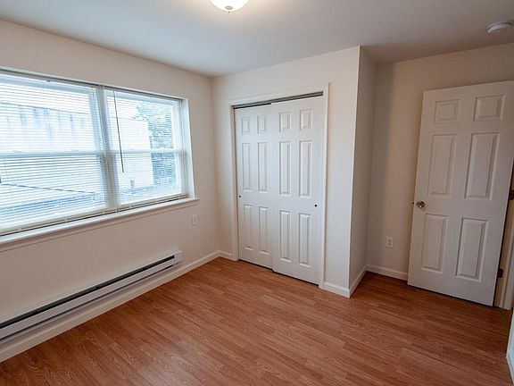4th image of 650 Fernon St Floor 3
