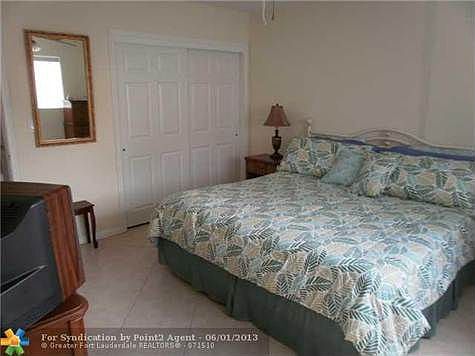 5th image of 2100 NE 38th St APT 134