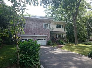 37 Beresford Rd, Brookline, MA 02467