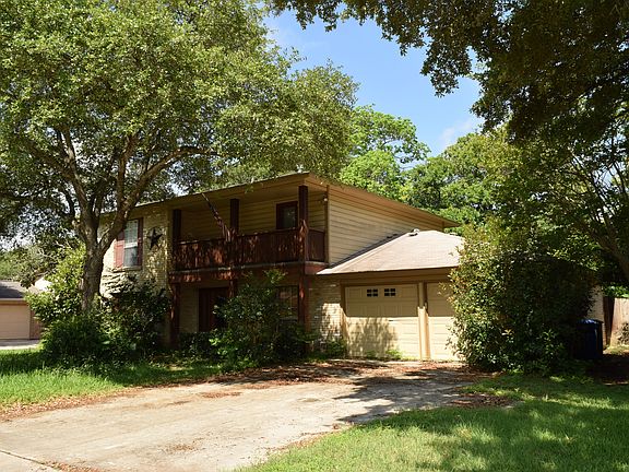 2nd image of 2411 Wilderness Wood St