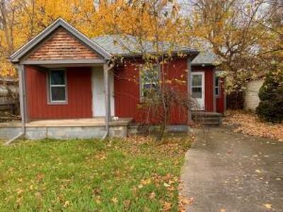 5220 Lafontaine St, Grosse Pointe, MI, 48236