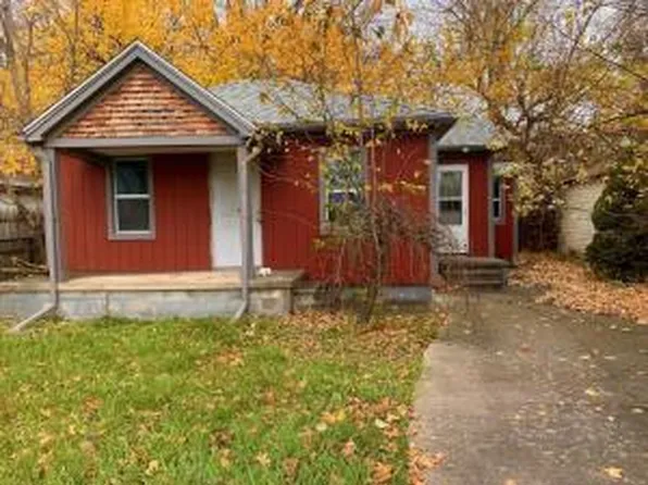 5220 Lafontaine St, Grosse Pointe, MI 48236