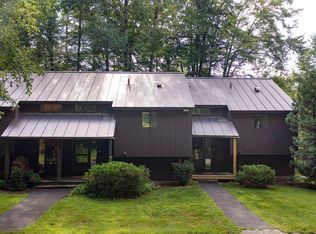 1299 Quechee Main St #2C, Hartford, VT 05047