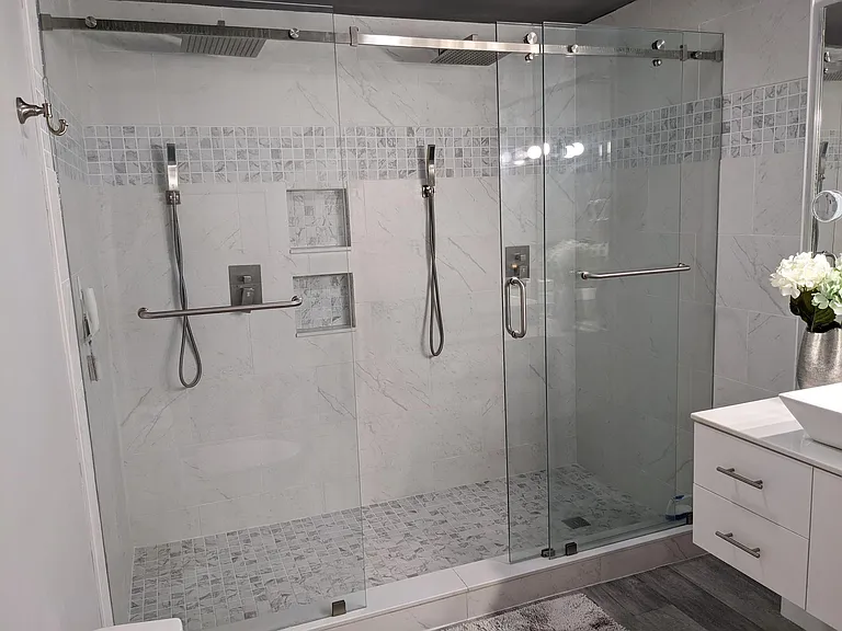 105 Half Moon Cir #F2 — Photo 8