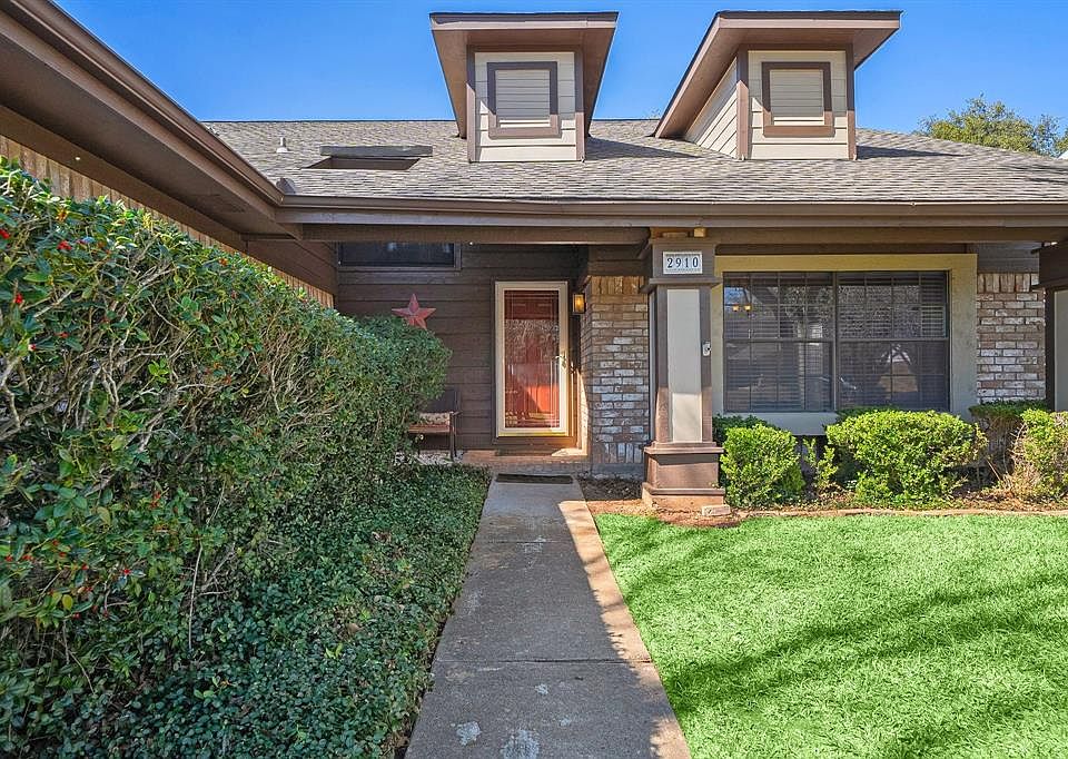 2910 Colony Dr, Sugar Land, TX 77479 | Zillow