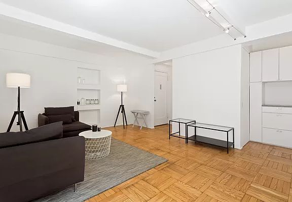 2nd image of 120 Central Park S APT 5E