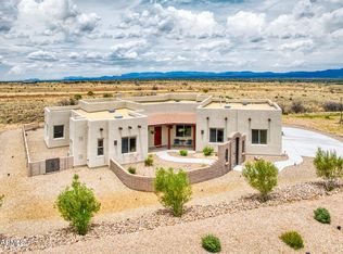 6255 E Herder Ct, Hereford, AZ 85615