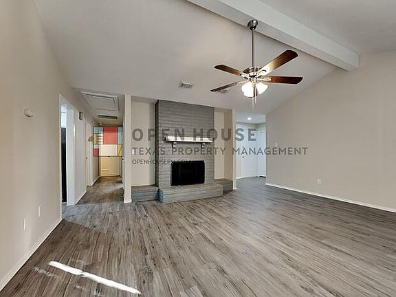 4th image of 16323 Cypress Point Dr