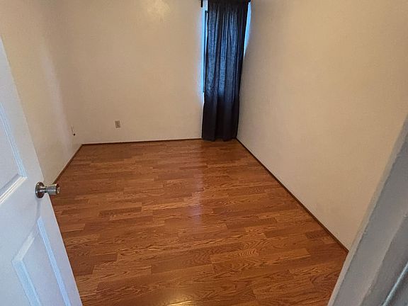 3rd image of 4626 College Ave