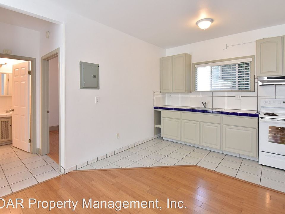1st image of 1912 1/2 E 2nd St APT 6