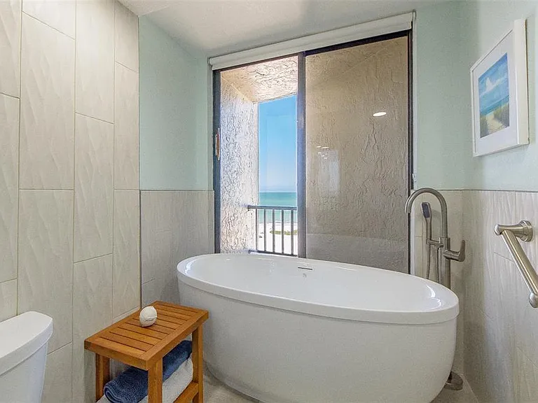 1290 Gulf Blvd #907 — Photo 19