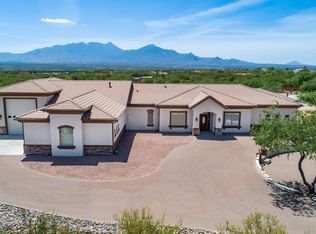 958 W Mission Twin Buttes Rd, Green Valley, AZ 85622