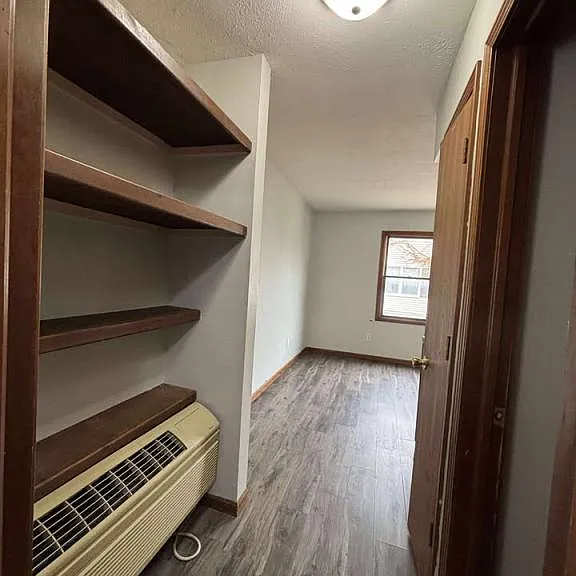 1610 Tippecanoe Dr #C — Photo 3