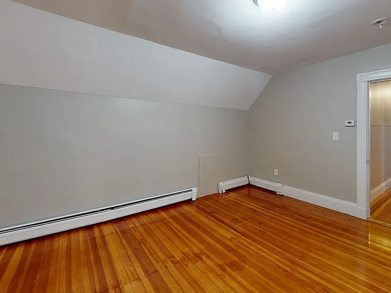 1013 Washington St #2 — Photo 8