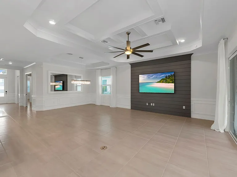 13699 Blue Bay Cir — Photo 5