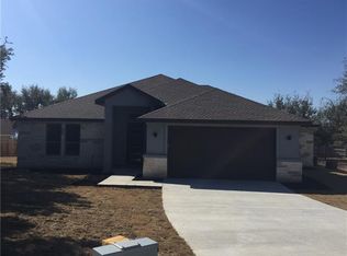 712 Cedar Dr, Lago Vista, TX 78645