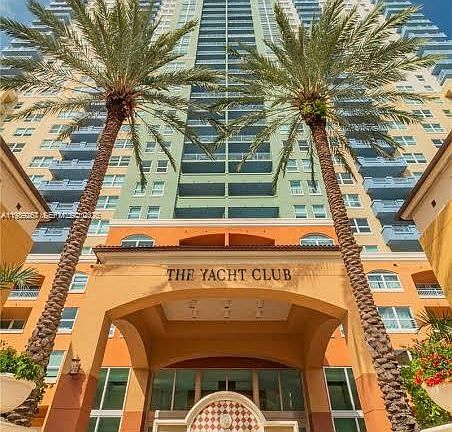 4th image of 90 Alton Rd APT 803