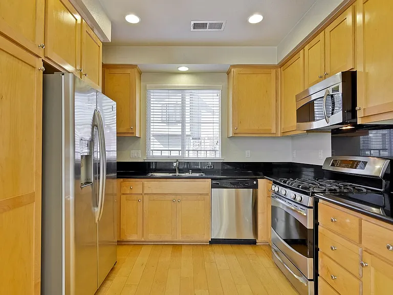562 Saco Ter — Photo 22