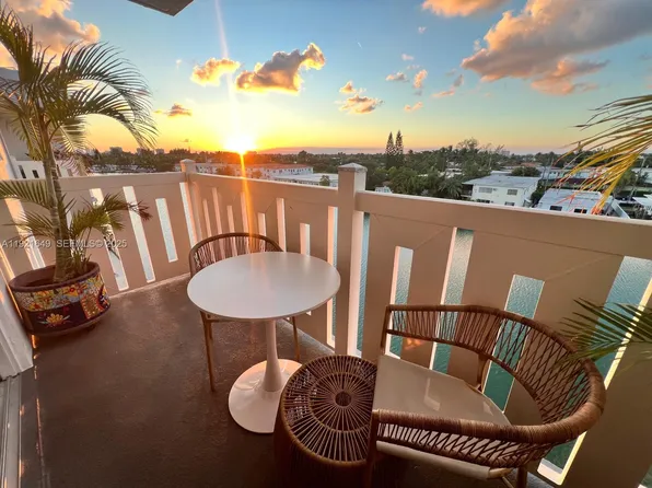 7900 Tatum Waterway Dr APT 506, Miami Beach, FL 33141