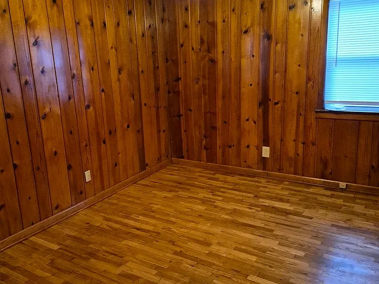 686 N 26th St — Photo 3