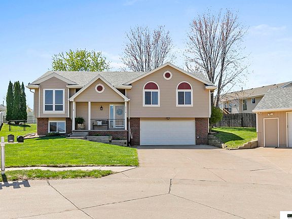 2nd image of 8016 S 68th Avenue Cir