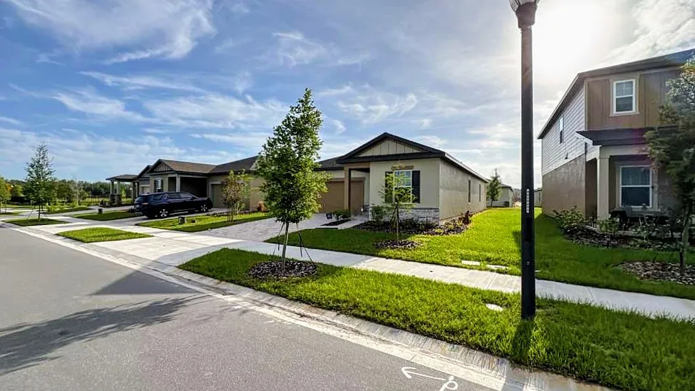 Building Photo - 2449 Grey Hawk Dr