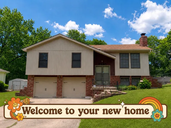 8923 N Walnut St, Kansas City, MO 64155