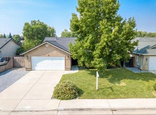 3417 Oak St, Anderson, CA 96007