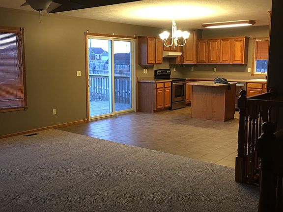 Open Kitchen/Living Room 
