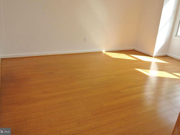 3rd image of 1501 N 4th St Floor 2