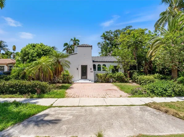 1108 Harrison St, Hollywood, FL 33019