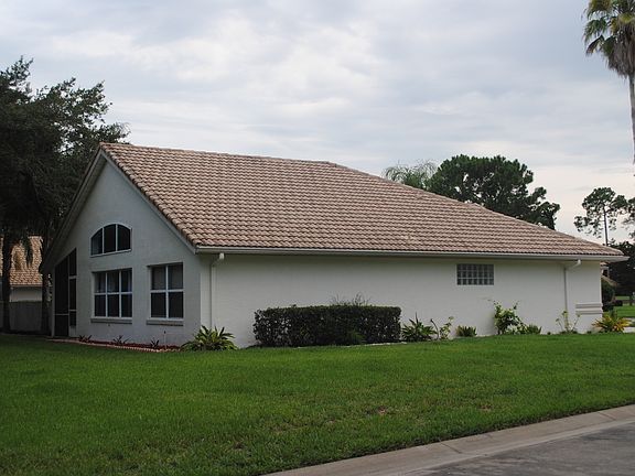 3rd image of 431 Harbour Town Ln
