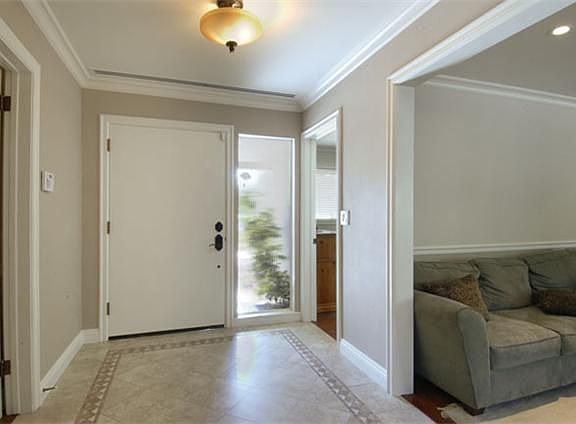 2nd image of 1844 Alta Oaks Dr