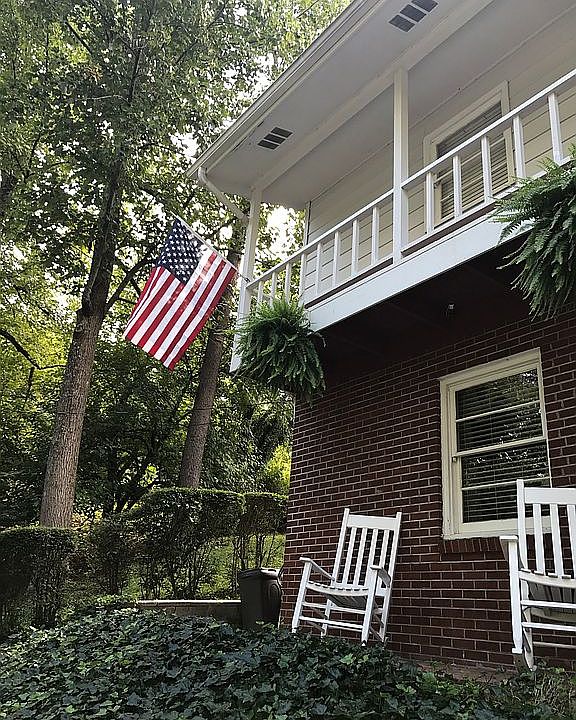 1st image of 206 Mount Martha Dr